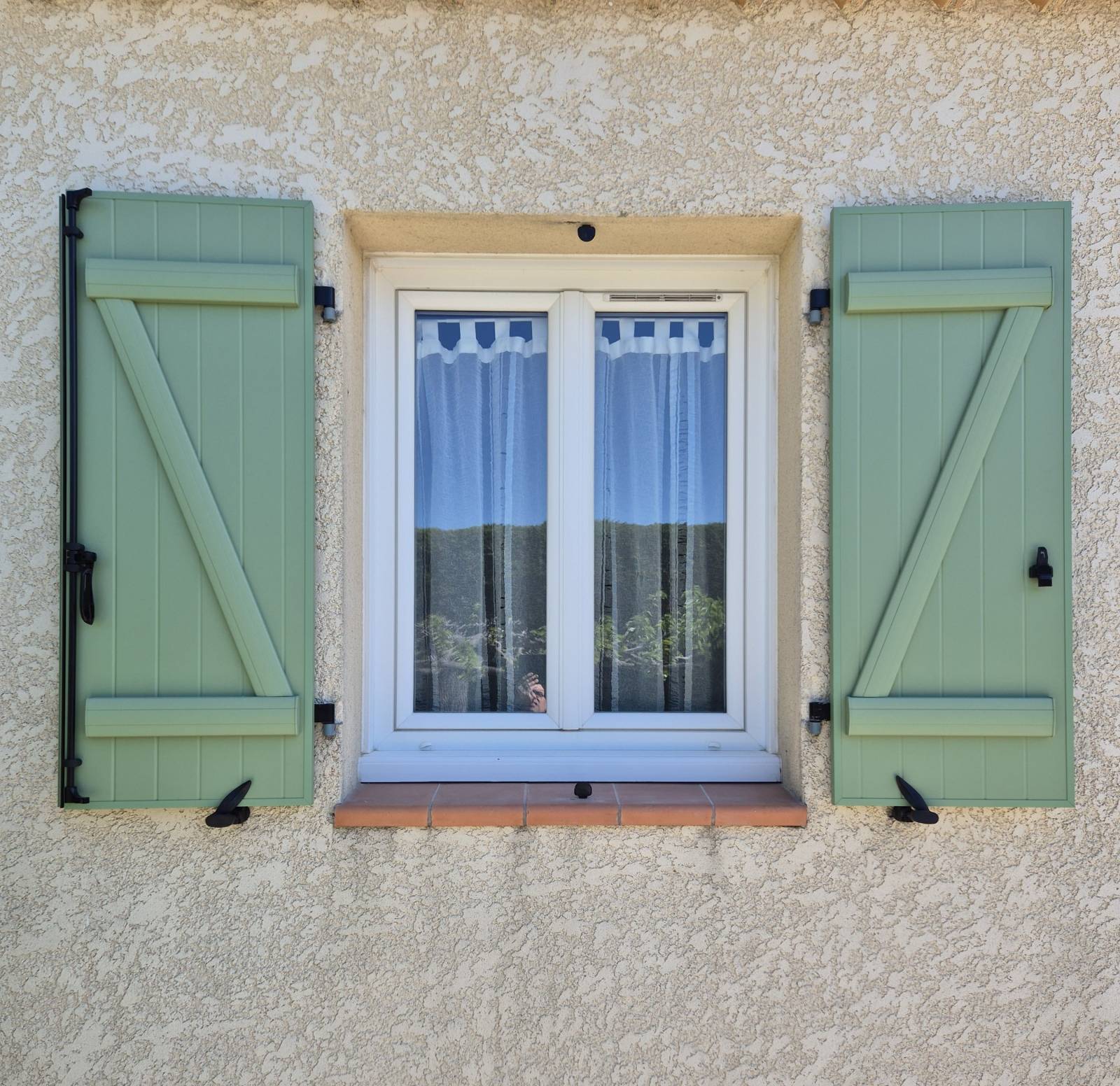 Fabricant de volets bois sur mesure pour construction neuve ou rénovation Lauris Luberon