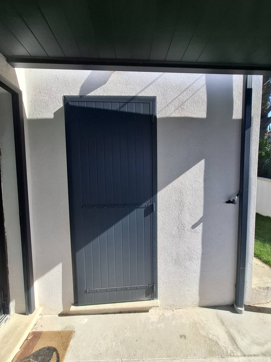 Fabricant de volets bois sur mesure pour construction neuve ou rénovation Mallemort